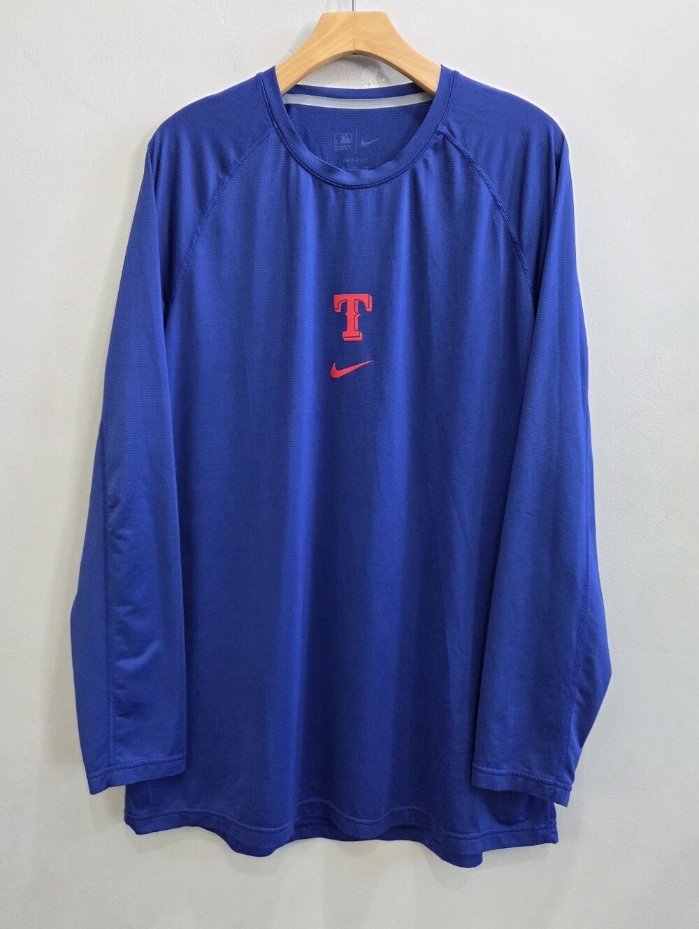 Nike Dri-Fit Men's Texas Rangers Authentic MLB Collection Long Sleeve Shirt XL